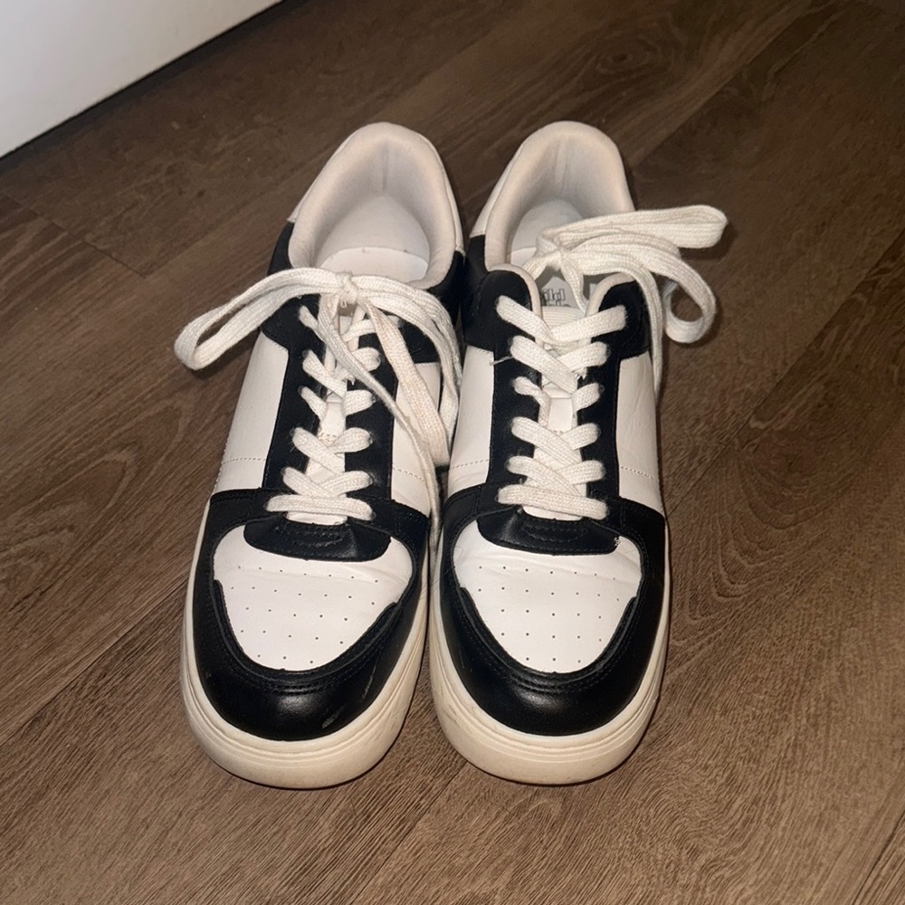 Wild Fable Black and White Retro Sneakers